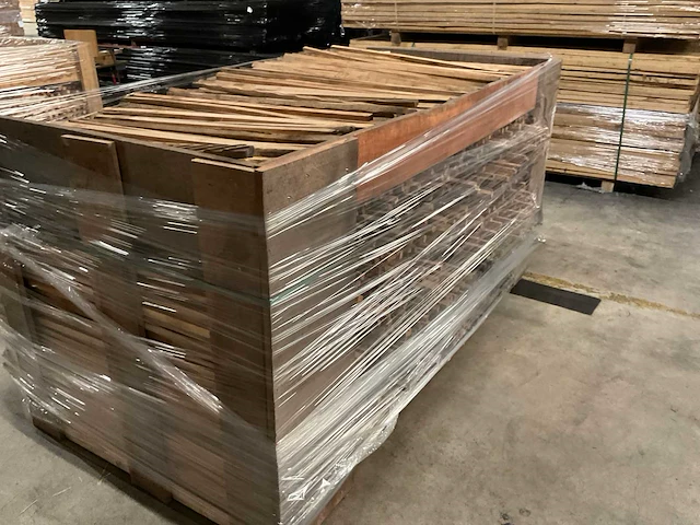 Partij stapellatten ca. 2,5 m³ - afbeelding 3 van  4