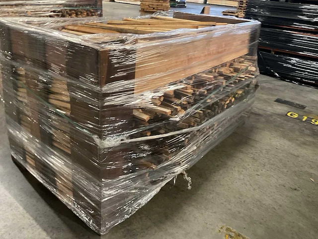 Partij stapellatten ca, 2,5 m³ - afbeelding 3 van  4