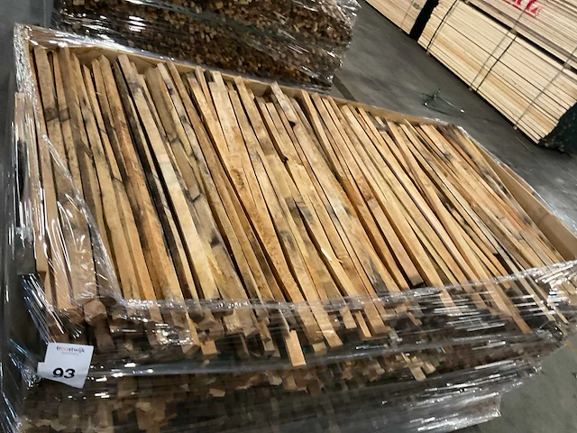 Partij stapellatten ca, 2,5 m³ - afbeelding 4 van  4
