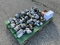 Partij startmotoren en dynamo’s mini tractors - afbeelding 3 van  6