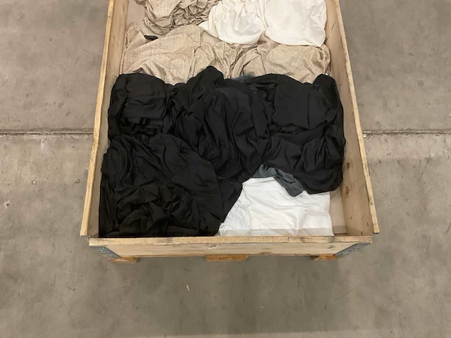 Partij (sta)tafelrokken - afbeelding 2 van  3