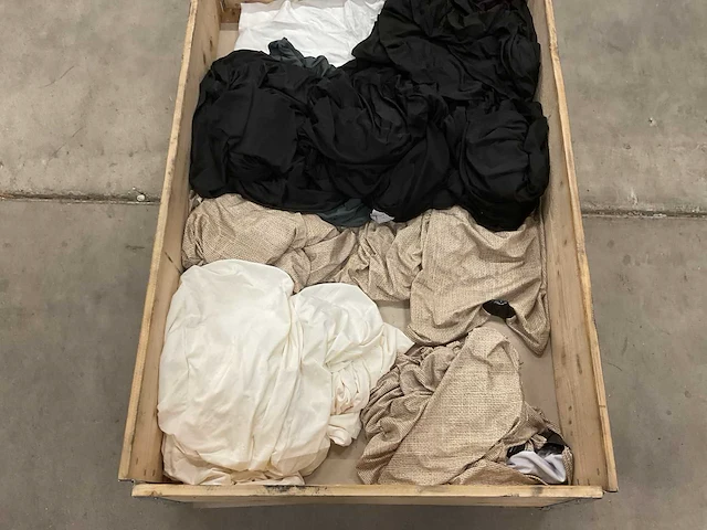 Partij (sta)tafelrokken - afbeelding 3 van  3