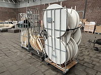 Partij statafels inclusief rolcontainers - afbeelding 1 van  4