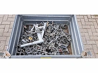 Partij steiger materiaal (2 bakken) - afbeelding 2 van  4