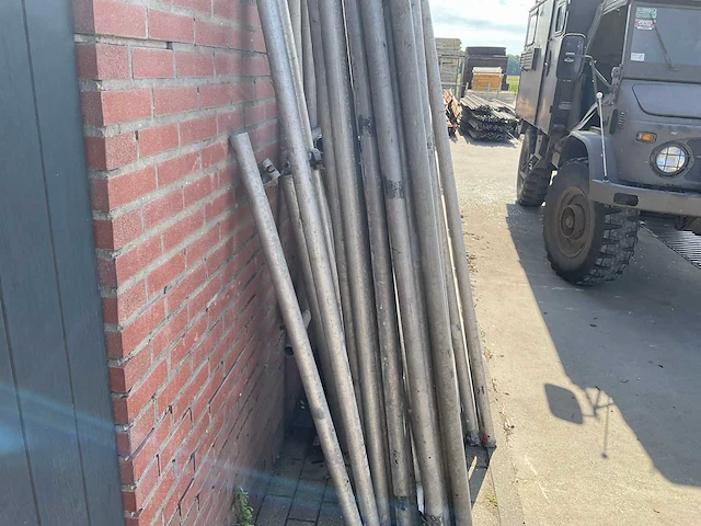 Partij steiger materiaal - afbeelding 6 van  6