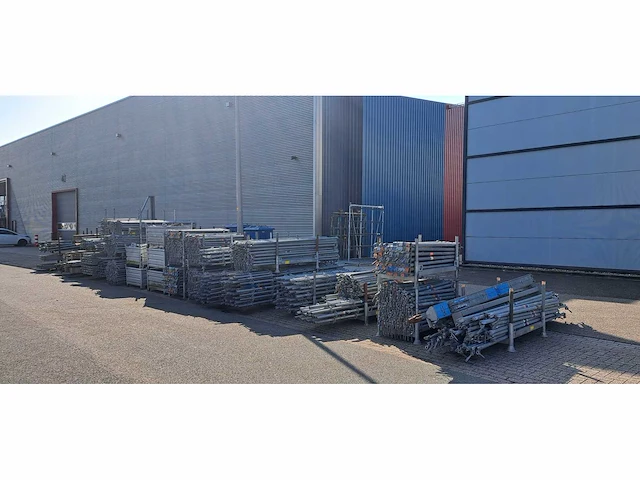 Partij steigermateriaal (combinatie kavel 246-274) - afbeelding 4 van  9