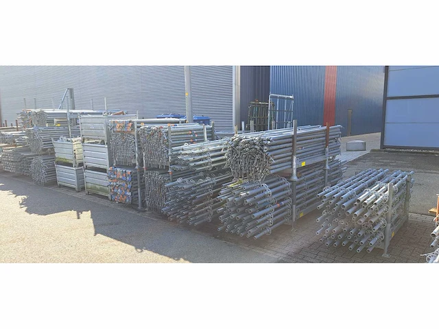 Partij steigermateriaal (combinatie kavel 246-274) - afbeelding 6 van  9