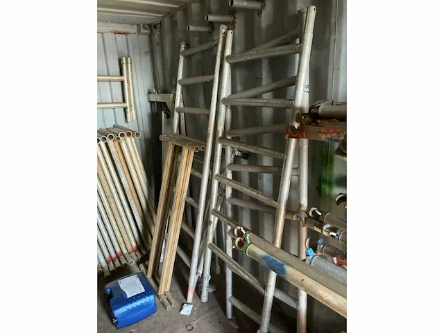 Partij steigermateriaal - afbeelding 4 van  9