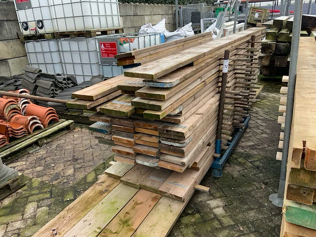 Partij steigerplanken 200x30mm - afbeelding 1 van  3