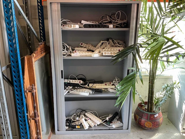 Partij stekkerdozen (55x) - afbeelding 1 van  3