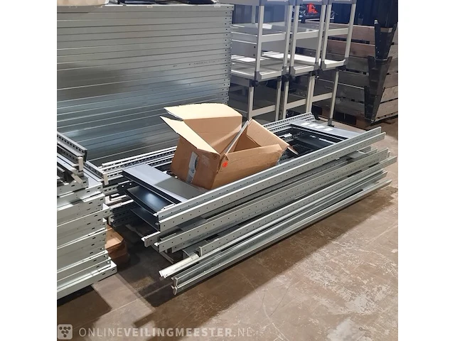 Partij stelling materiaal - afbeelding 9 van  15