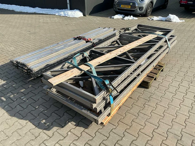 Partij stellingen - afbeelding 2 van  5