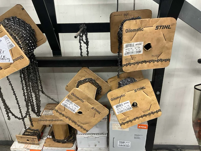 Partij stihl kettingzaag kettingen - afbeelding 6 van  8