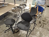 Partij stoelen en krukken, o.a. drabert, lyra - afbeelding 12 van  12