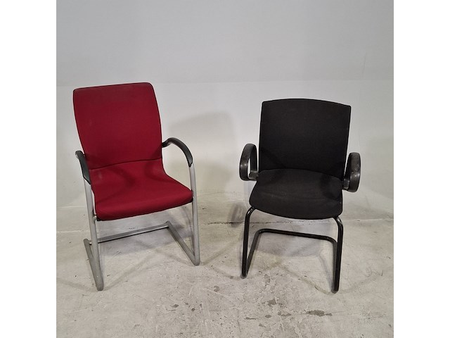 Partij stoelen, o.a. ahrend - afbeelding 1 van  17