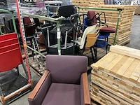 Partij stoelen - afbeelding 1 van  8
