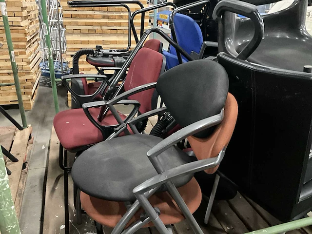 Partij stoelen - afbeelding 7 van  8