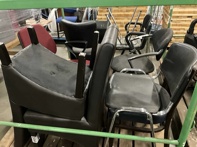 Partij stoelen - afbeelding 8 van  8
