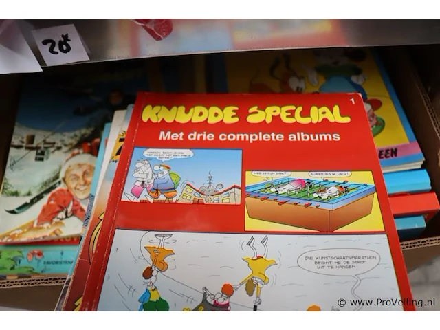 Partij stripboeken, diverse titels o.a. de poenpakker, knudde special & ken parker lang geweer - ca. 100 stuks - afbeelding 5 van  6