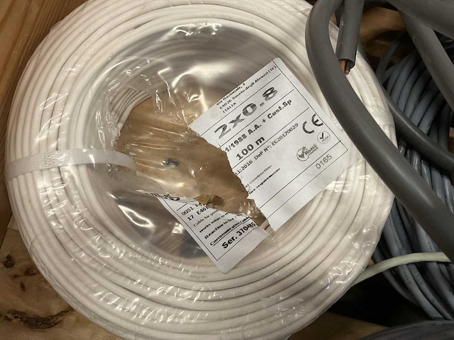 Partij stroom- en signaalkabels - afbeelding 2 van  12