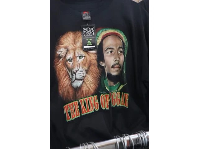 Partij t-shirts met opdruk - maten s t/m xxl - 50 stuks - afbeelding 5 van  7