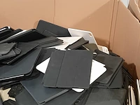 Partij tablet en telefoonhoesjes - afbeelding 6 van  11