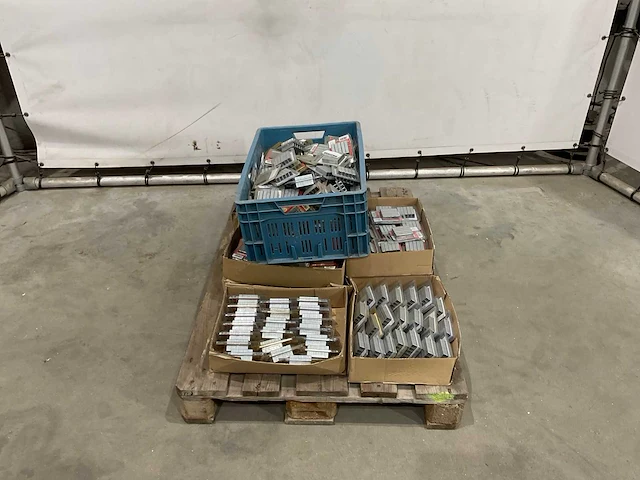 Partij tacker nietjes - afbeelding 3 van  8