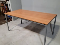 Partij tafels en bureaus oa. drenthea/gispen - afbeelding 6 van  12