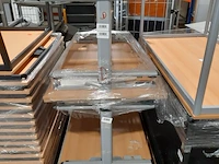 Partij tafels en bureaus oa. drenthea/gispen - afbeelding 12 van  12