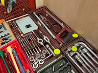 Partij tangen, dopsleutels en reparatiesets - afbeelding 3 van  7
