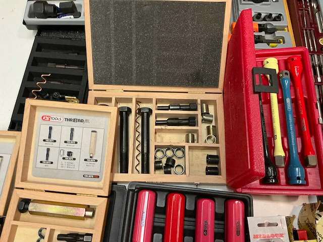 Partij tangen, dopsleutels en reparatiesets - afbeelding 6 van  7