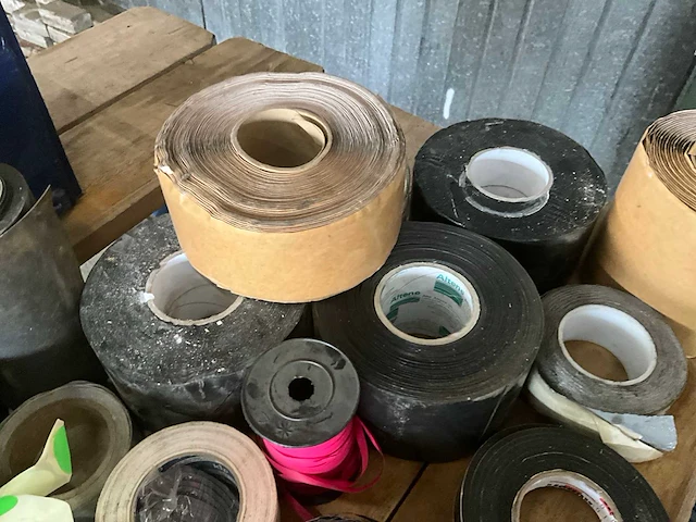 Partij tape - afbeelding 5 van  8