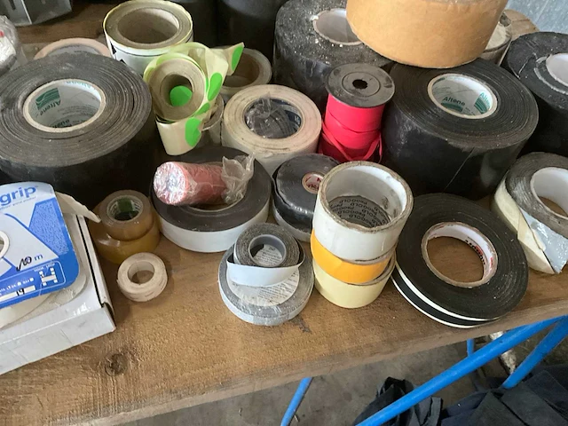 Partij tape - afbeelding 7 van  8