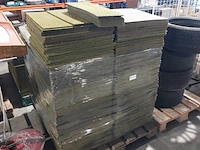 Partij tapijttegels, 50x50, groen - afbeelding 2 van  5