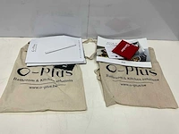 Partij tasjes met inhoud - afbeelding 1 van  5