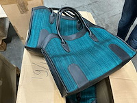 Partij tassen - afbeelding 13 van  14