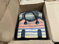 Partij tassen - afbeelding 14 van  14