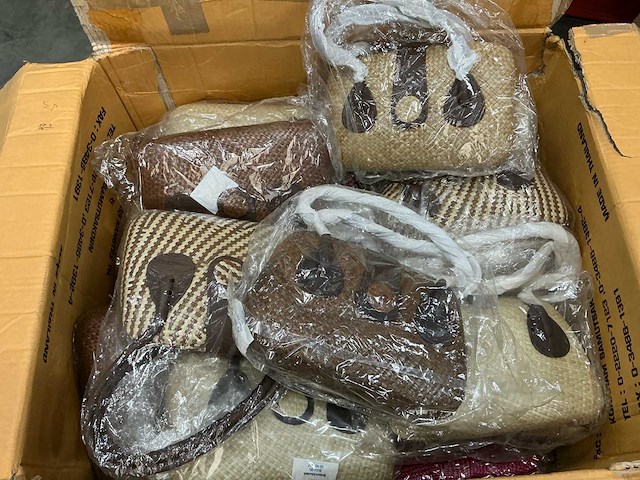 Partij tassen - afbeelding 5 van  14