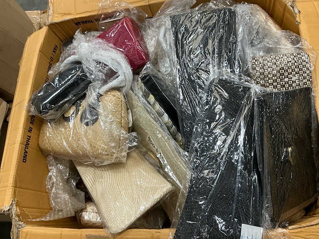 Partij tassen - afbeelding 6 van  14