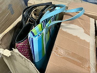 Partij tassen - afbeelding 12 van  14