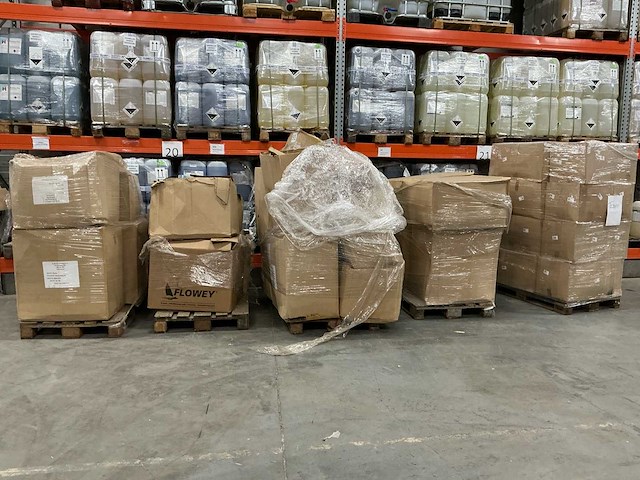 Partij tassen - afbeelding 1 van  14