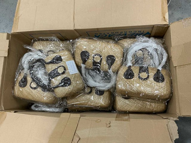 Partij tassen - afbeelding 3 van  14