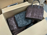 Partij tassen - afbeelding 11 van  14