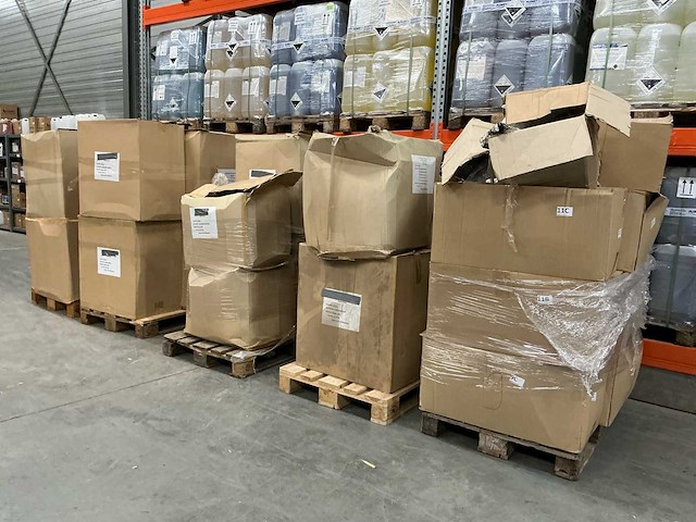 Partij tassen - afbeelding 3 van  14