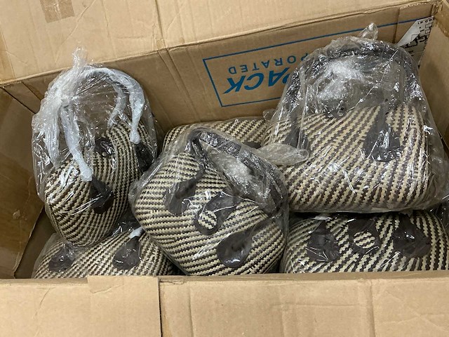 Partij tassen - afbeelding 5 van  14