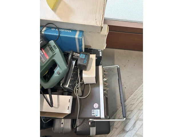 Partij technische apparatuur - afbeelding 4 van  5
