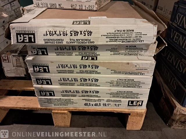 Partij tegels op 3x pallet - afbeelding 2 van  15