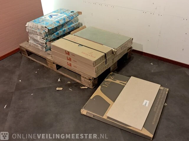 Partij tegels - afbeelding 1 van  8