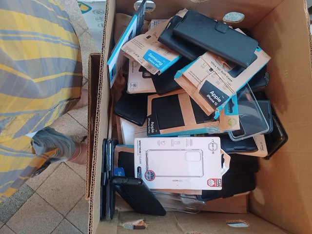Partij telefoon hoesjes covers alle merken aantal 75 stuks. - afbeelding 9 van  9