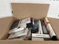 Partij telefoonaccessoires en accessoires - afbeelding 1 van  1